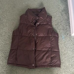 Cute Old Navy puffer vest